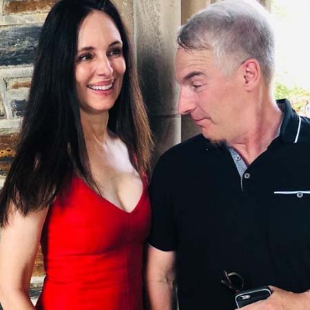 Madeleine Stowe got married to her husband Brian Benben in 1982, they live together on a ranch in Texas.