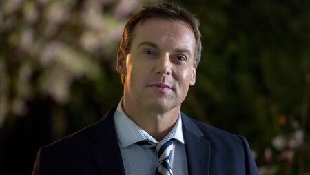 Michael Shanks plays the role of Wes in 'Virgin River' (2019).