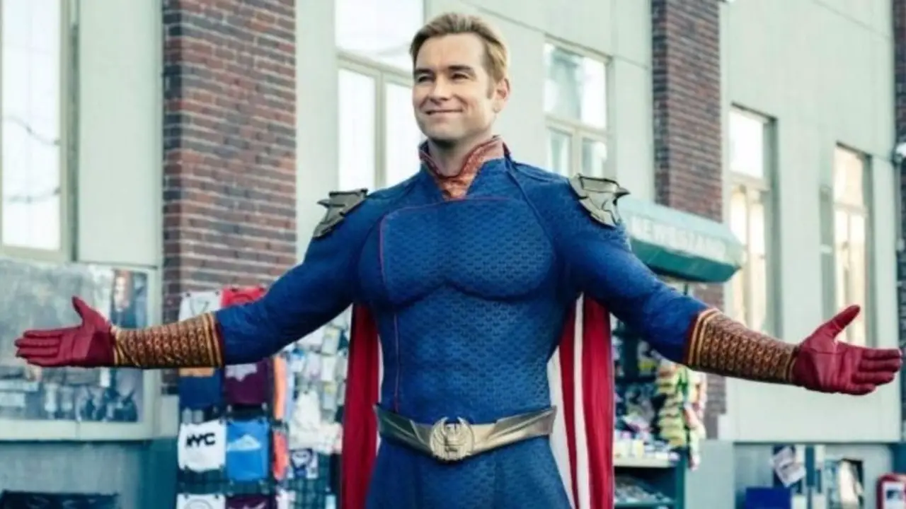 Antony Starr Shows Support for Real-life Hero Dressed Up as Homelander