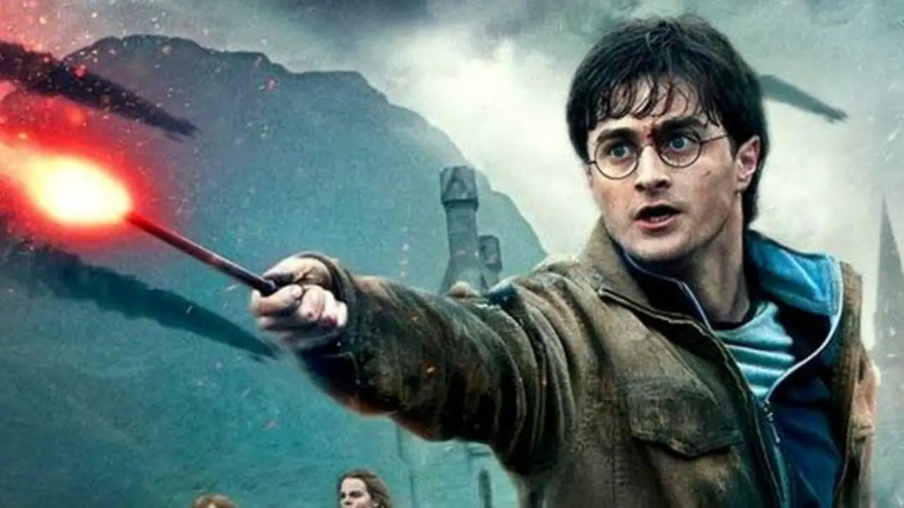 Daniel Radcliffe revealed the weird reason he broke several new wands on the Harry Potter film set.
