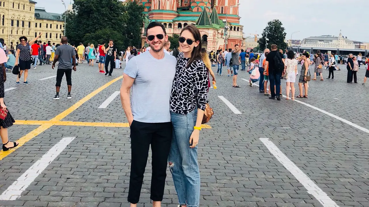 jessica-tarlov-husband-roman-kuznetsov-married-may-2021-pregnant