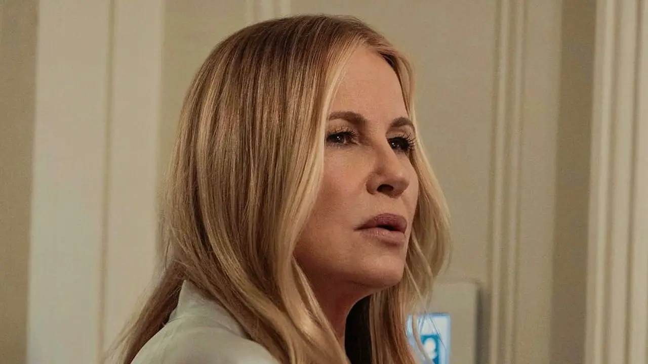 Jennifer Coolidge Accent: How Does The Watcher Cast Really Sound Like?