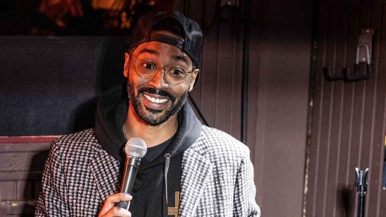 Tone Bell, Host of Drink Masters: Exploring the Stand-up Comedian's Parents, Movies, Wife & TV Shows!