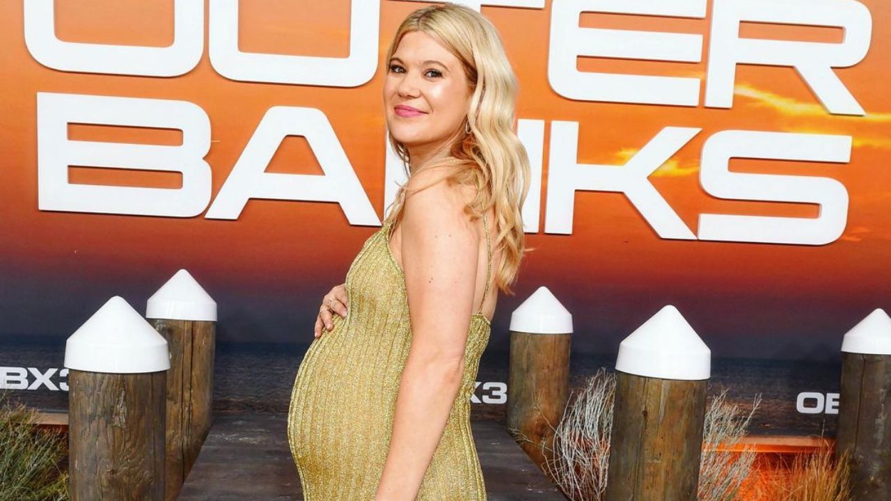 Is Caroline Arapoglou Pregnant? The Outer Banks Cast Showed Off Her Baby Bump in the Premiere of Season 3!