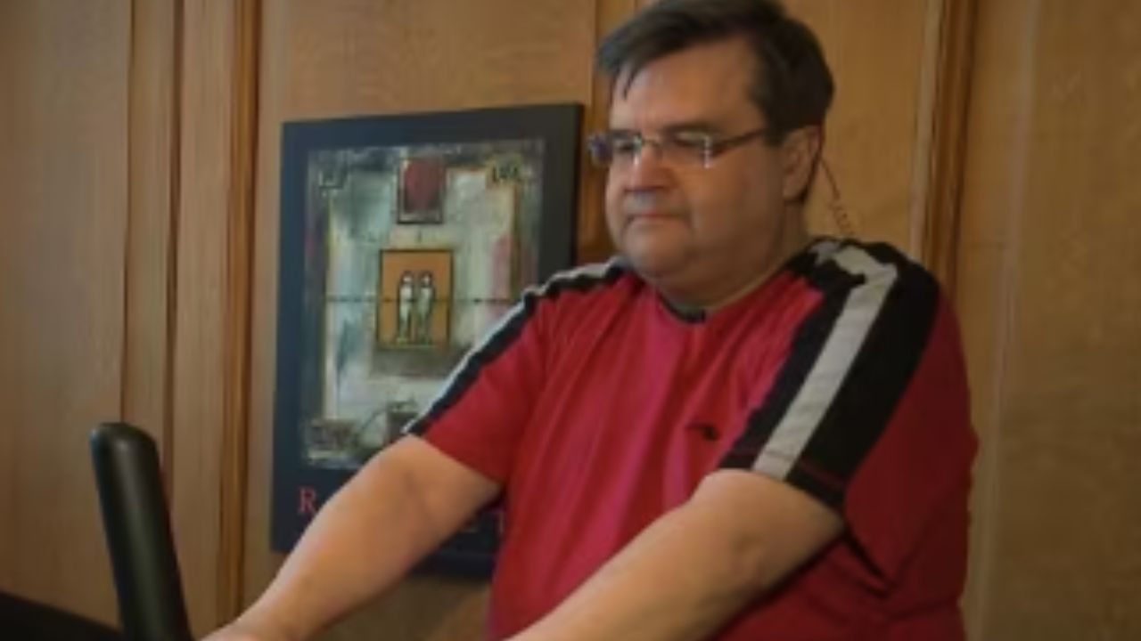 Denis Coderre's 100-pound weight loss was the result of exercising.