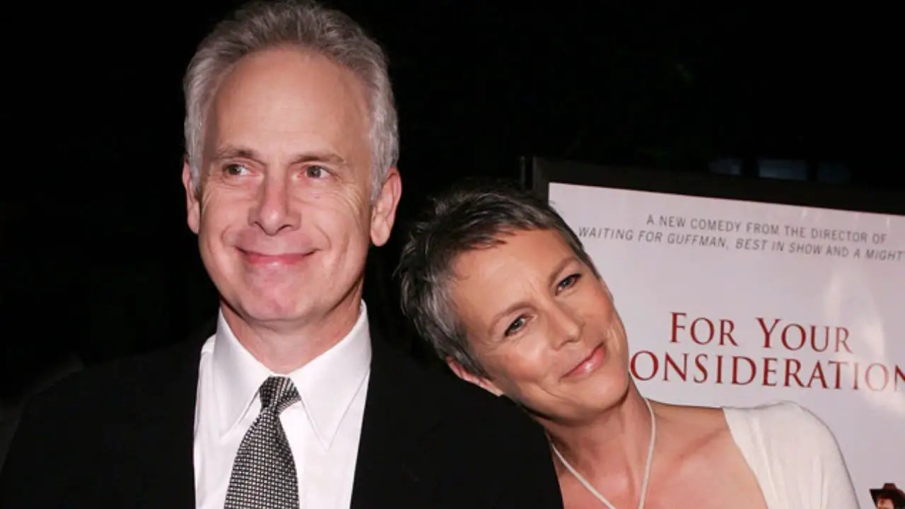 Jamie Lee Curtis is not gay and is a married woman.