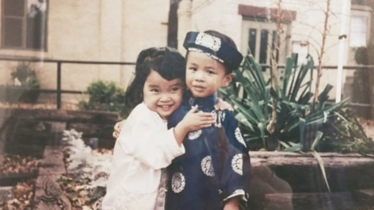 Childhood picture of Lana Condor with her brother Arthur. celebsindepth.com