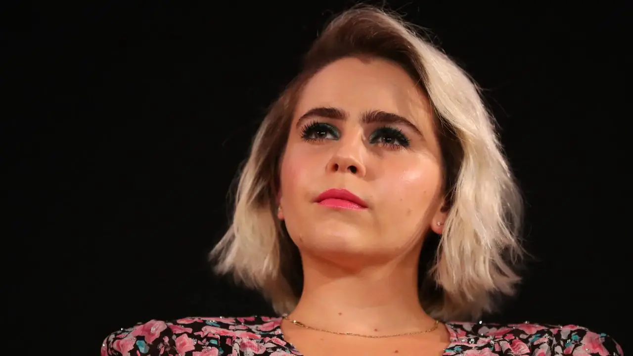Is Mae Whitman Married? Who Is Her Partner (Husband)? celebsindepth.com
