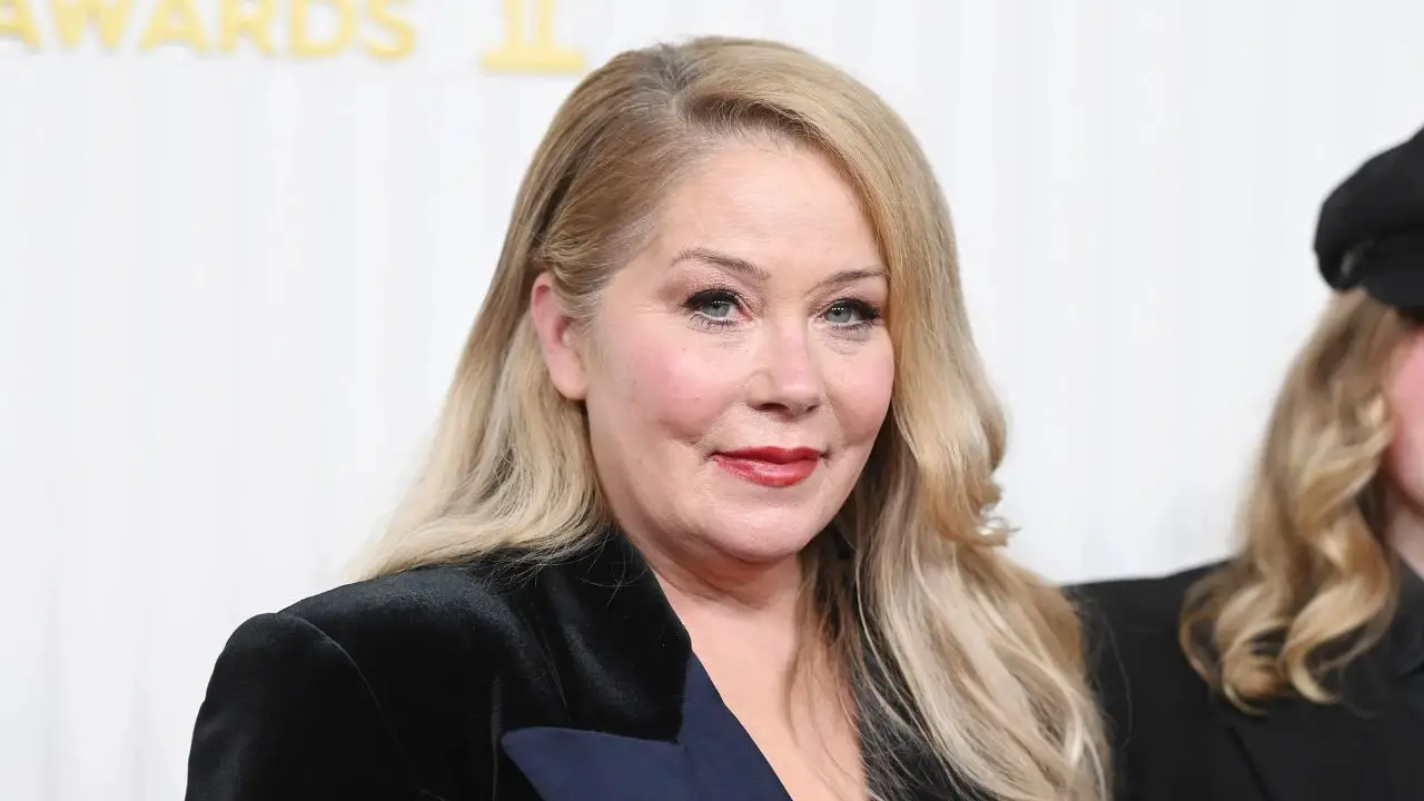 Christina Applegate was previously diagnosed with Multiple Sclerosis (MS). celebsindepth.com