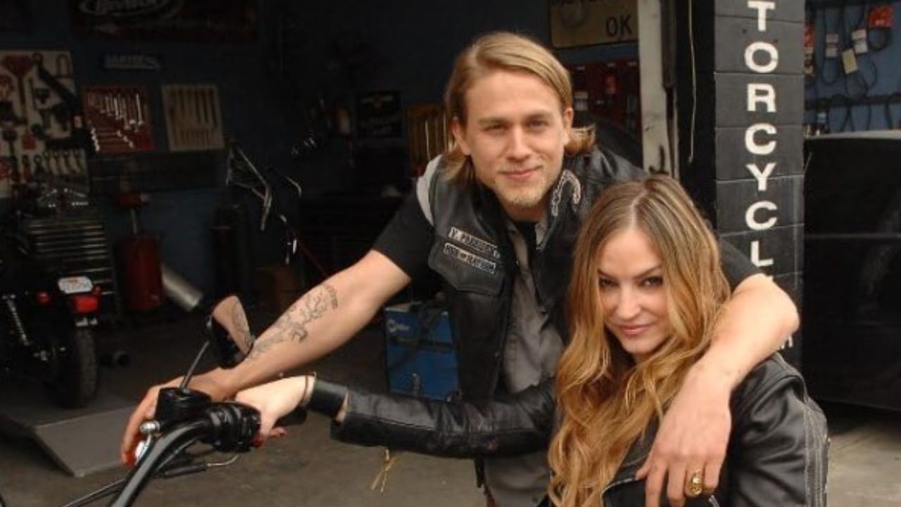 Jax Teller and Wendy Case were an ideal match and were passionate friends before they married. celebsindepth.com