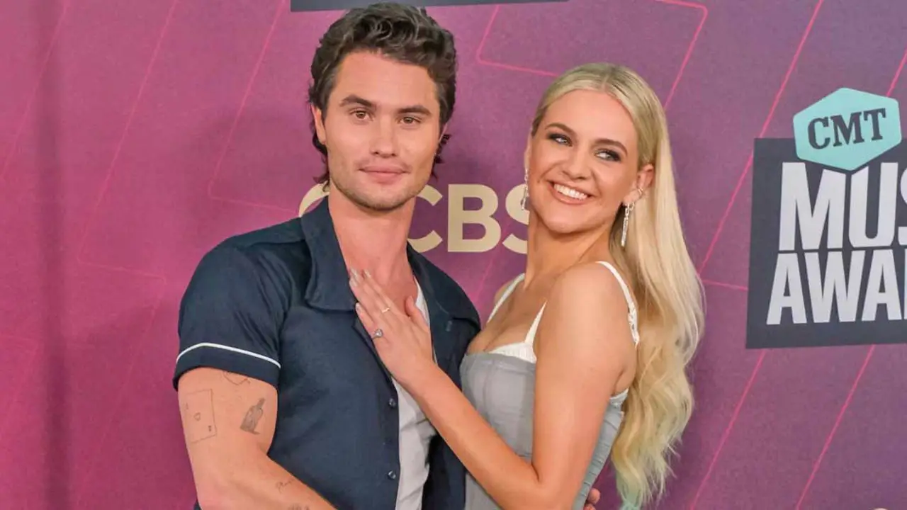 Chase Stokes’ New Girlfriend (GF) In 2023: Meet Kelsea Ballerini; Are They Married? celebsindepth.com
