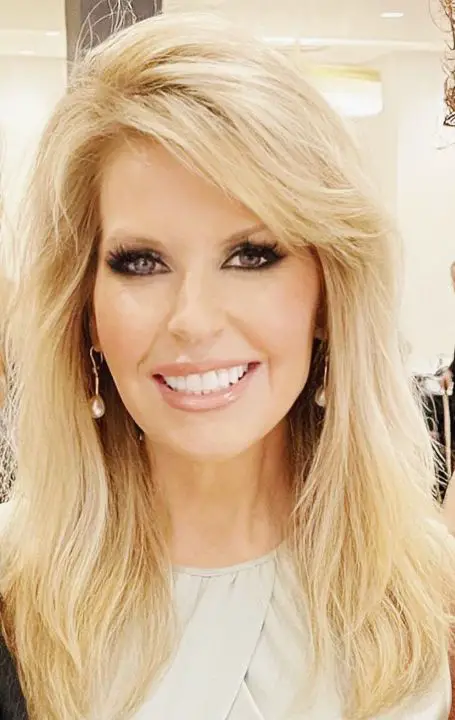 Monica Crowley still looks young due to fillers, botox, and facelifts. celebsindepth.com
