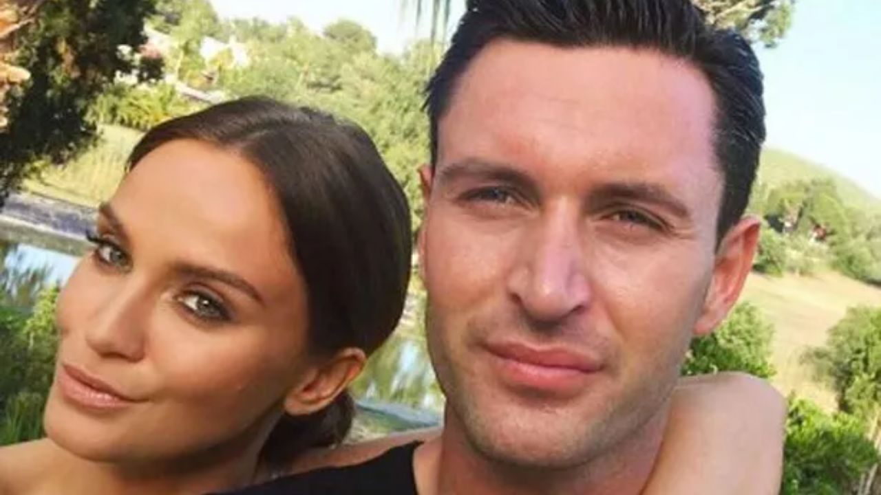 Vicky Pattison split with John Noble after catching him dancing and flirting with another woman in Dubai. celebsindepth.com