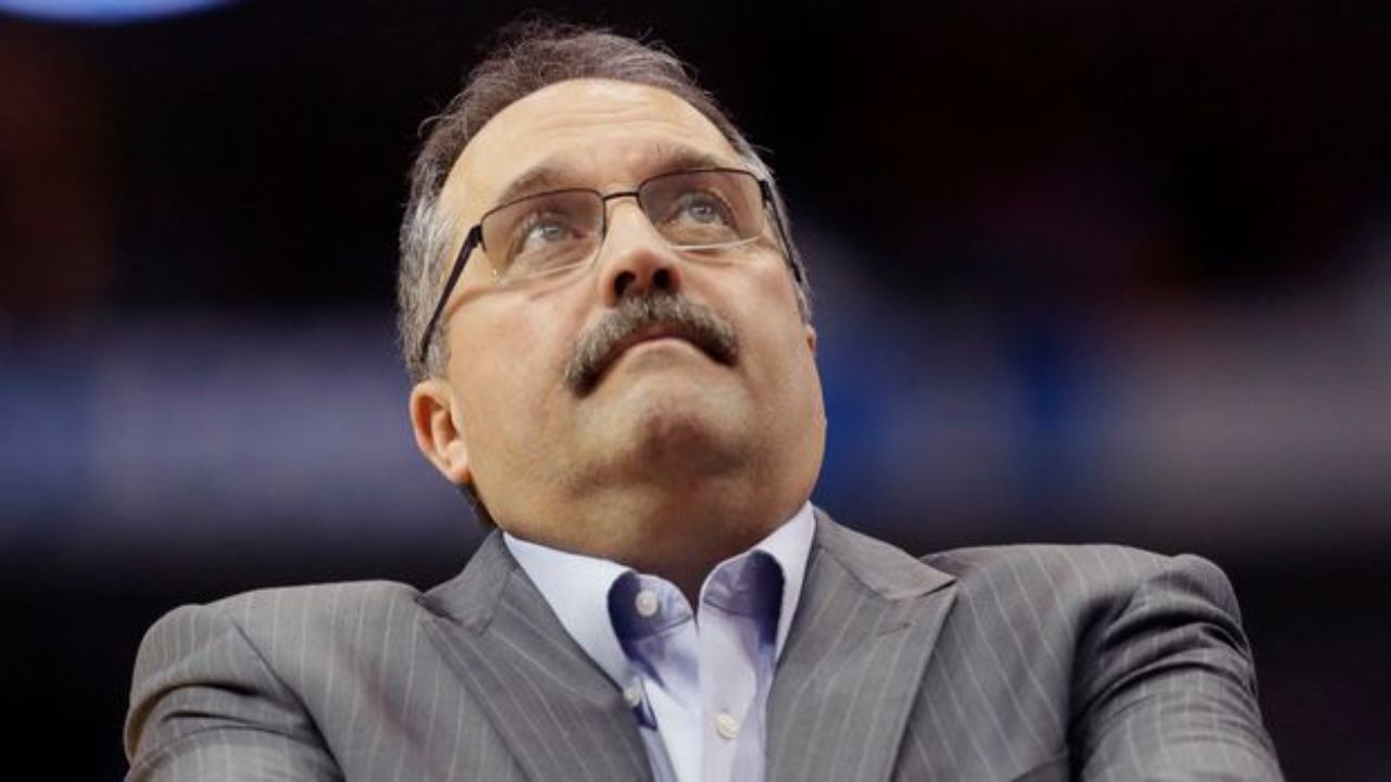  Stan Van Gundy  with his weight loss in 2010 looked very lean and healthy. celebsindepth.com 