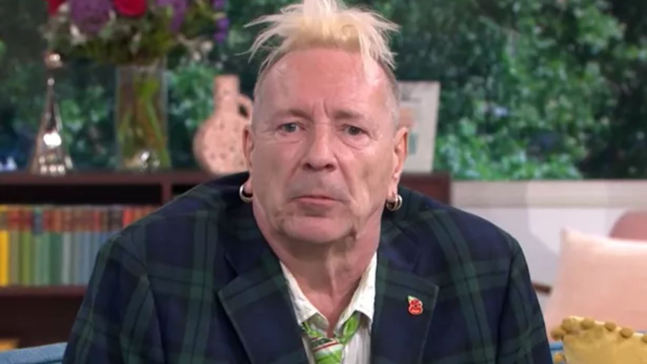 Johnny Rotten changed his career into pushing bikes after the death of his wife, Nora. celebsindepth.com