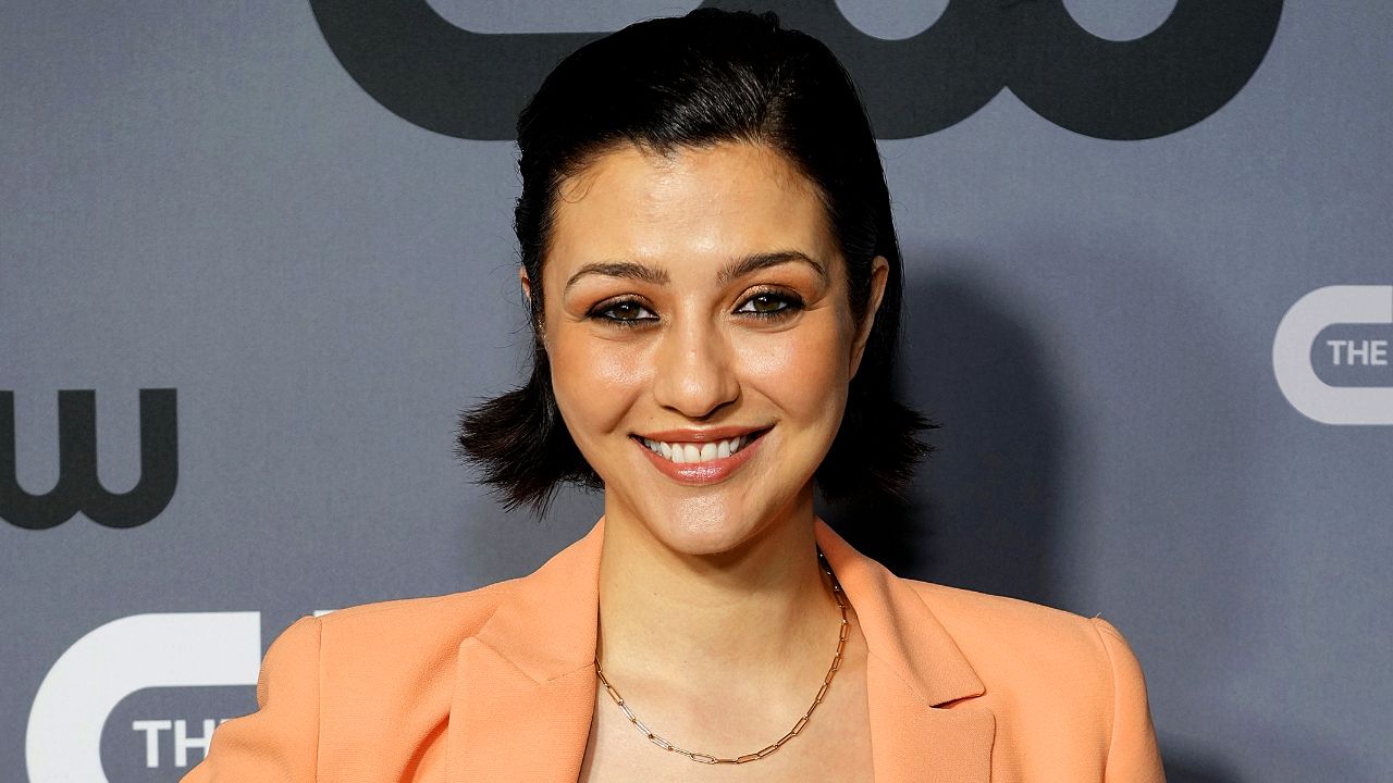 Katie Findlay plays the role of Carley on Hallmark ChannelI's Sealed with a list. celebsindepth.com