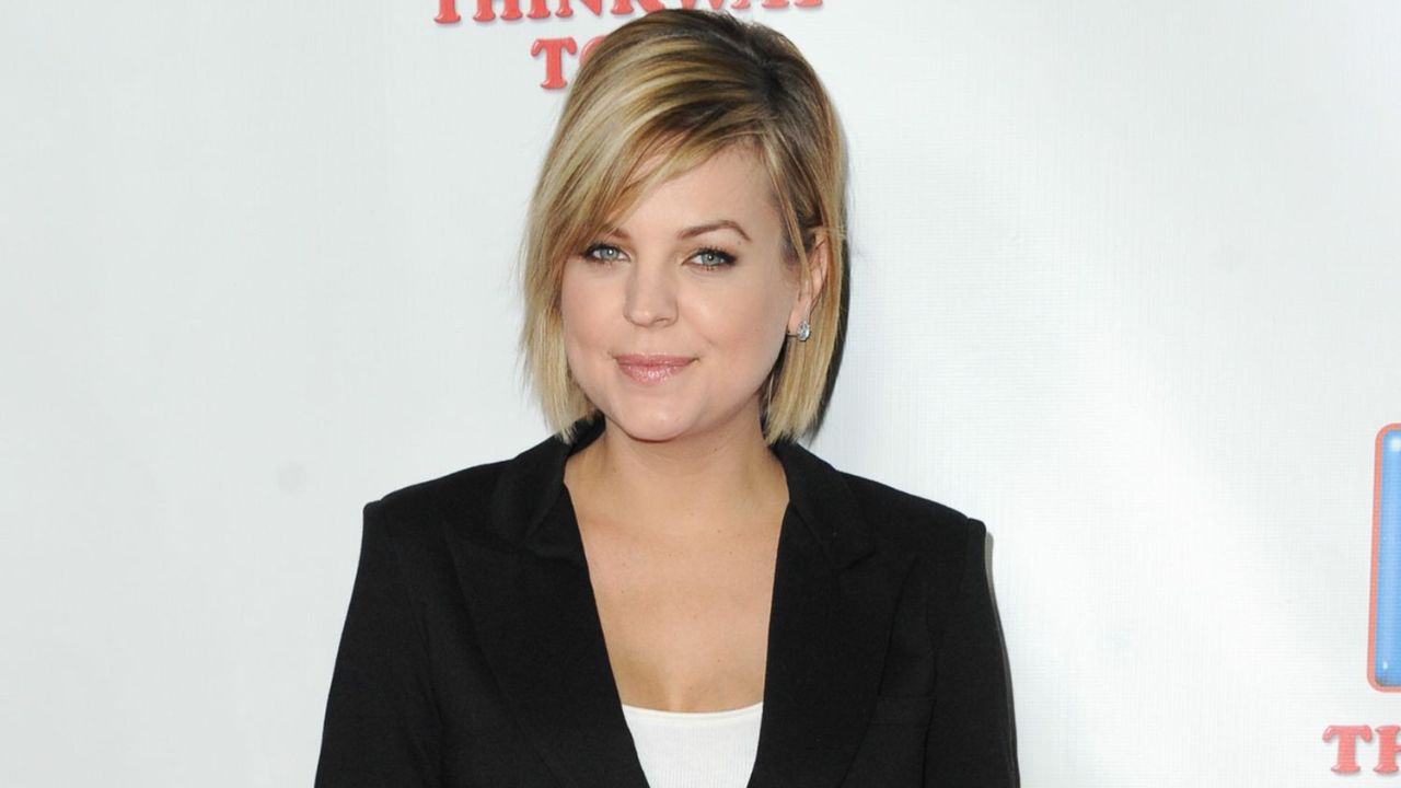 Kirsten Storms was diagnosed with endometriosis at the age of 18. celebsindepth.com