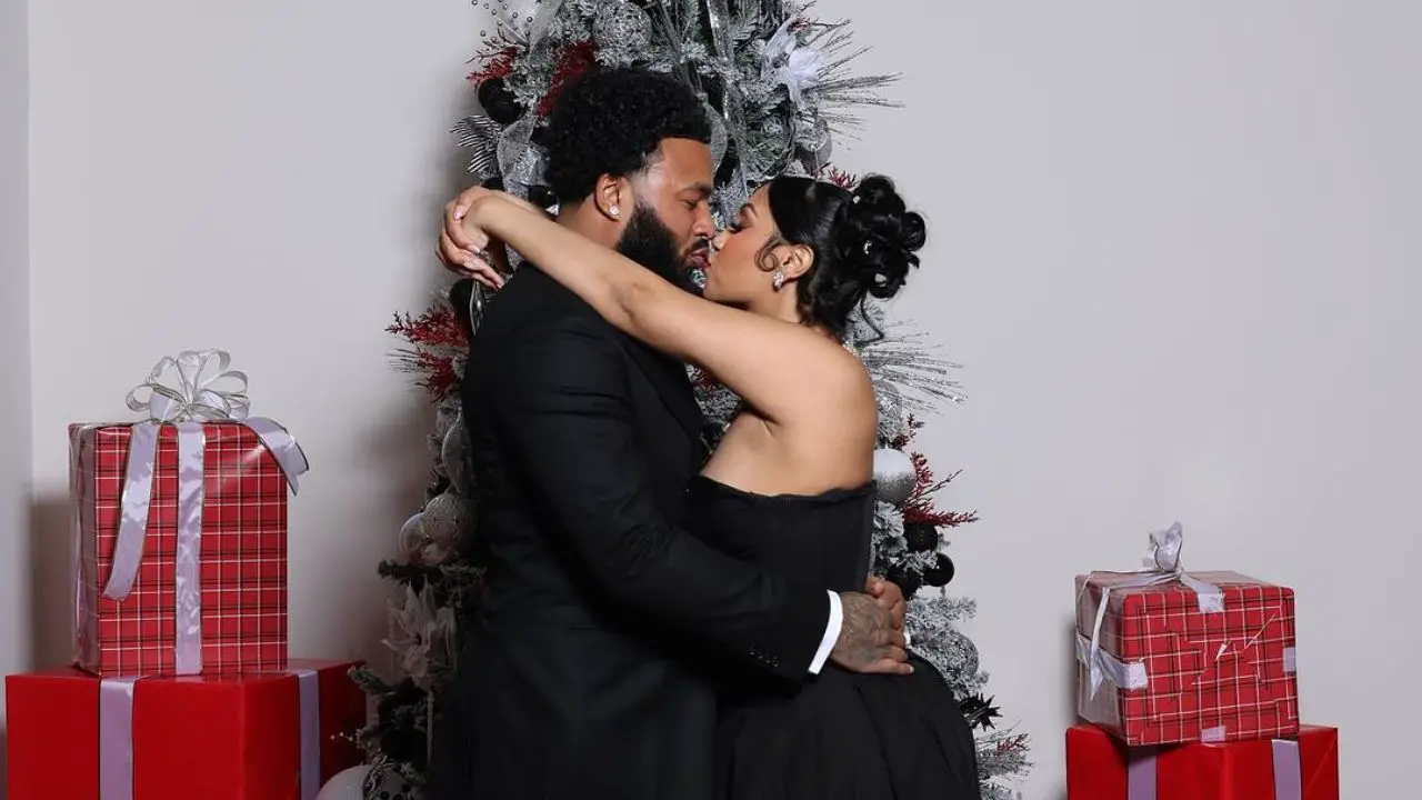 Queen Naija and her boyfriend, Clarence White, spend time together. celebsindepth.com