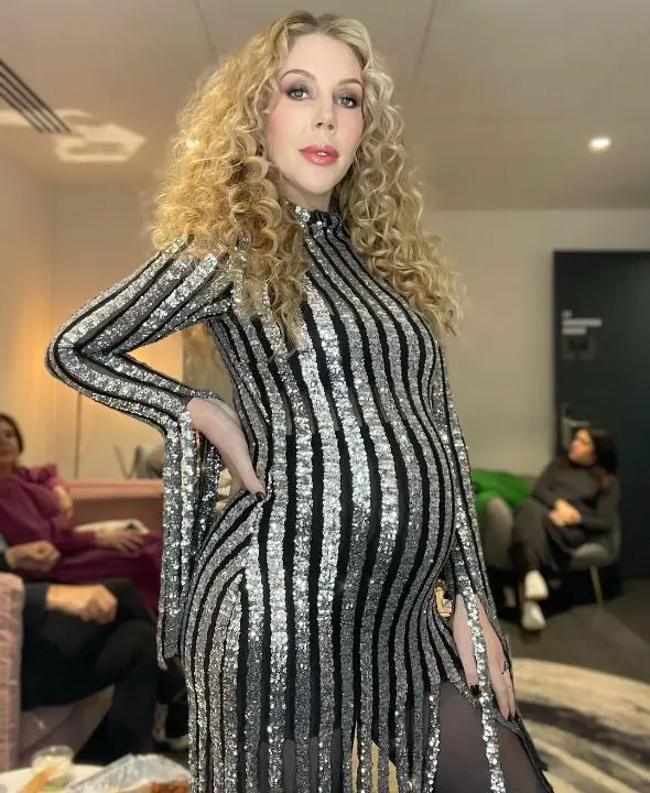 Katherine Ryan before the weight loss. celebsindepth.com