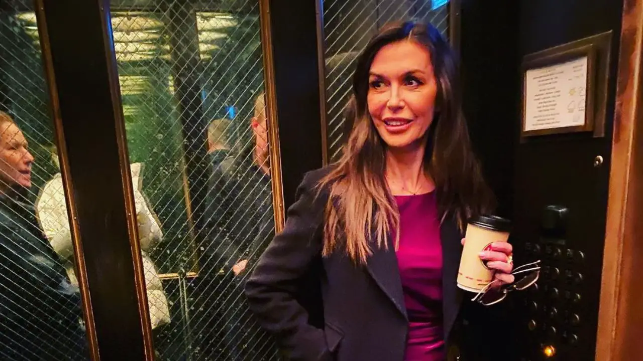 Finola Hughes' current body shape.