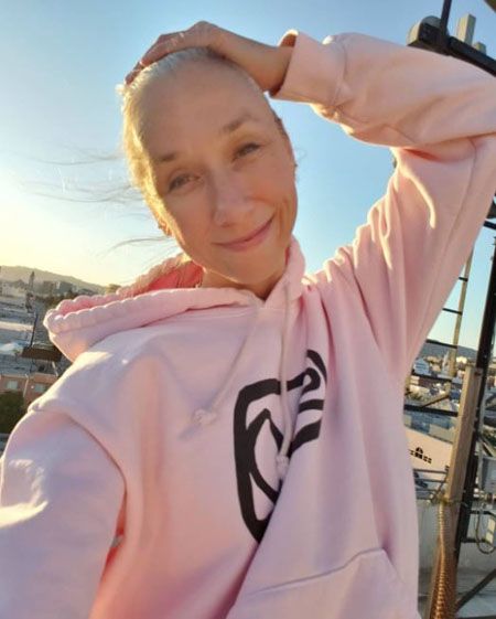 Alexandra Grant and her beautiful silver hair was the cause of controversy on Twitter.