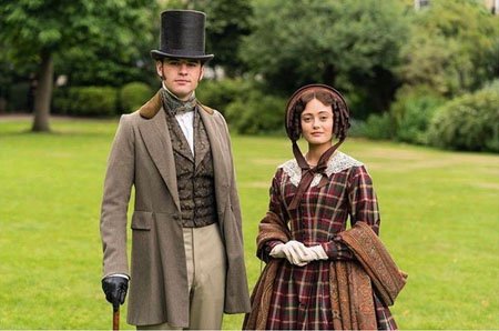 Ella Purnell plays Lady Maria Grey in Belgravia, the love interest of Charles Pope, played by Jack Bardoe.
