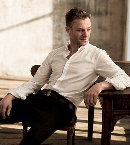 Grzegorz Damiecki is 52 years old, he started acting in 1991.