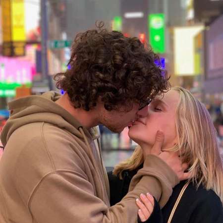 Julius Dein and Estelle Berglin started appearing in each other's Instagram in 2019.