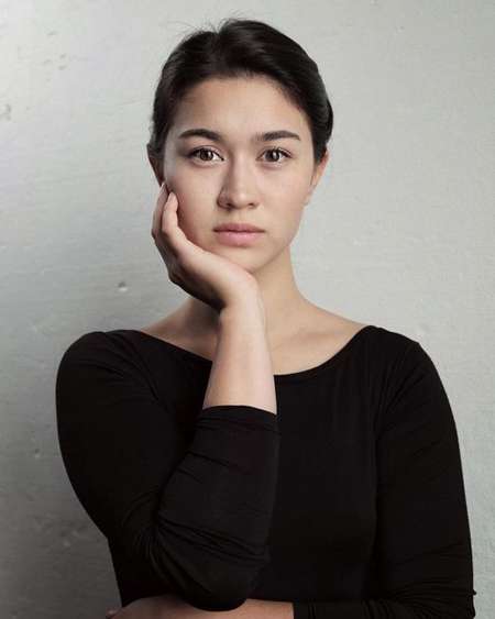 Kristina Tonteri-Young trained for three years at Guildhall School of Music & Drama.