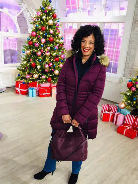 Leah Williams QVC Weight Loss was achieved by healthy diet and exercise.