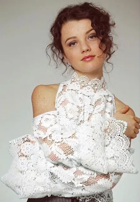 Stefania LaVie Owen is currently single and in no hurry to be with someone romantically.