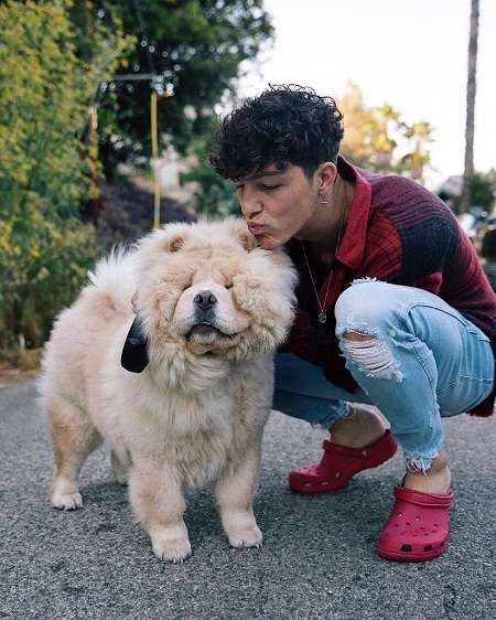 Tayler Holder with his dog Kiah.