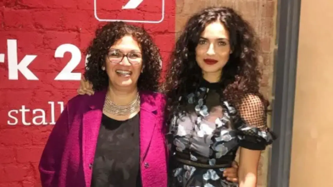 Anna Shaffer was born to South African parents. celebsindepth.com