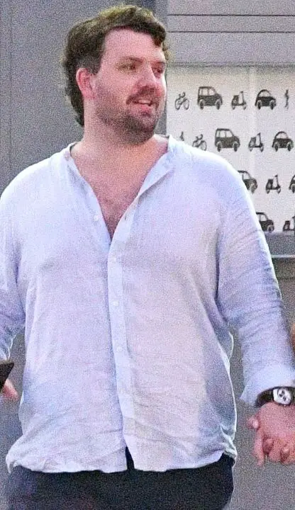 Austin Swift once weighed 250 pounds, at his heaviest. celebsindepth.com 