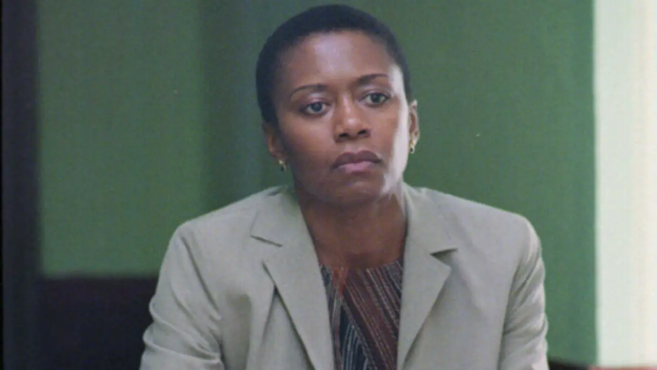 Barbara Eve Harris is not married and doesn't have a partner. celebsindepth.com