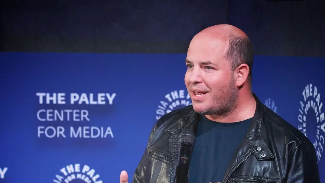 Brian Stelter changed his diet for his weight loss. celebsindepth.com
