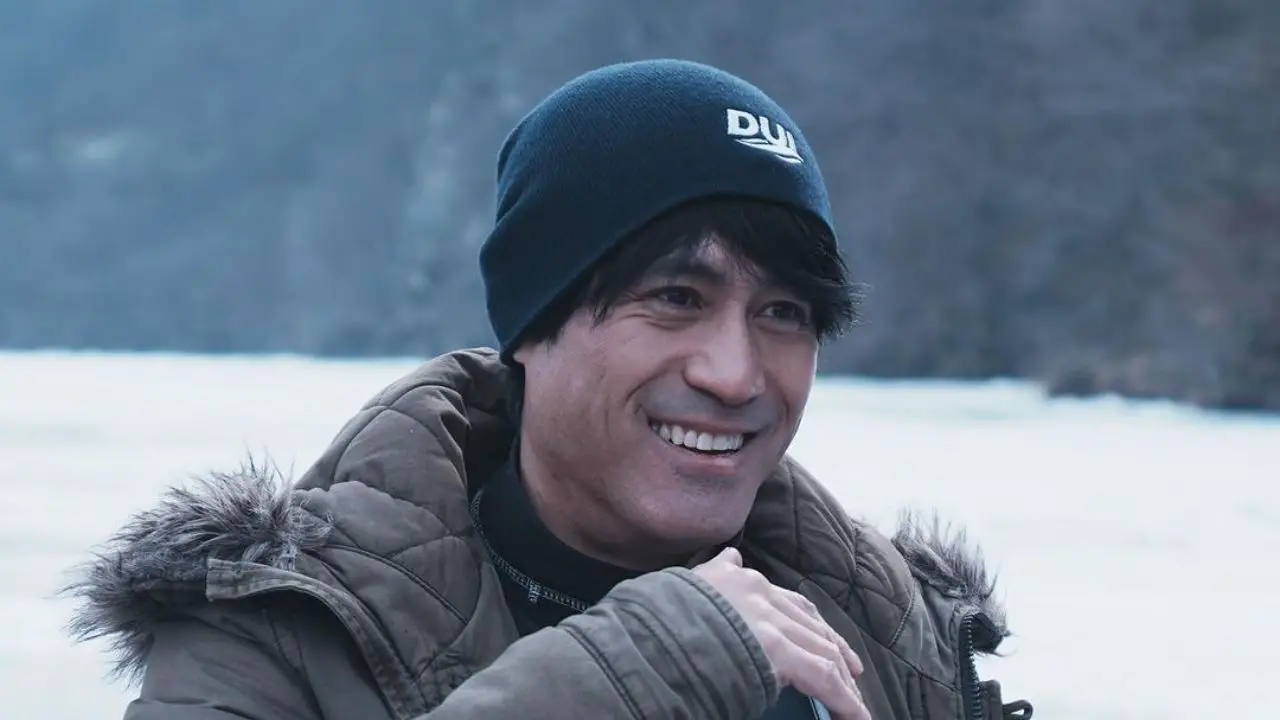 Actor Lee Hyung-Chul stars as Yuri’sdad. celebsindepth.com