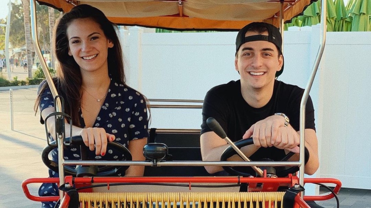 cloakzy-girlfriend-2021-dating-streamer