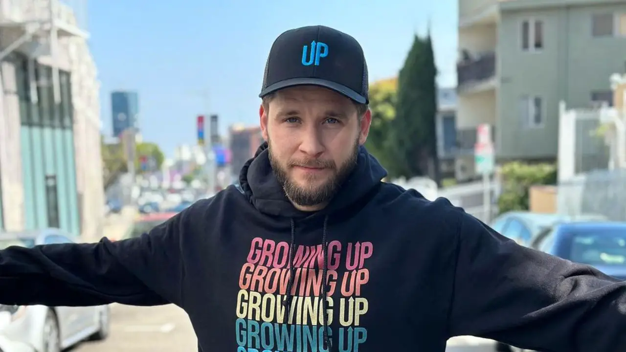 Devon Werkheiser does not have a girlfriend in 2023. celebsindepth.com