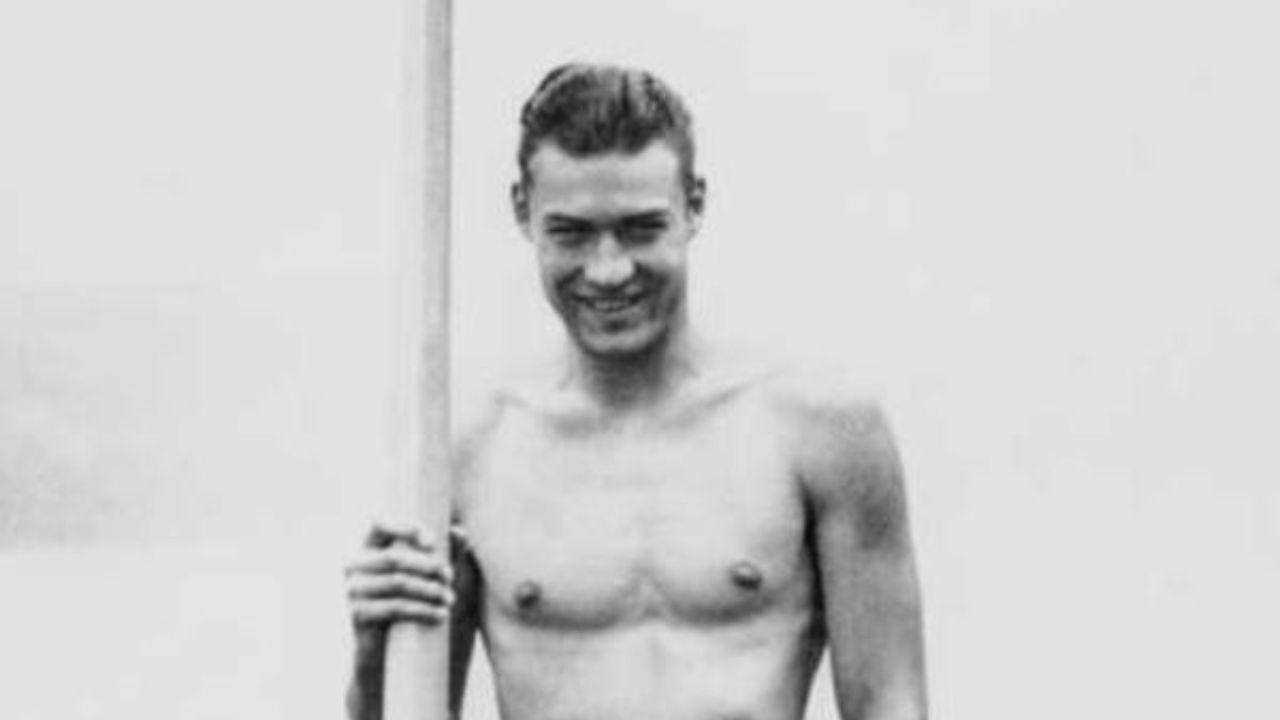 Don Hume even struggled with respiratory illness at the 1936 Olympics. celebsindepth.com
