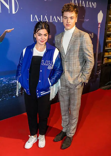 Tobias Kersloot is dating actor girlfriend Abbey Hoes since 2016.