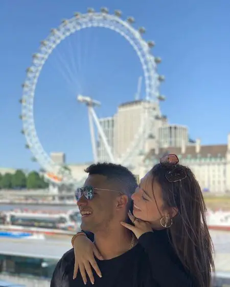 Gleyber Torres enjoying his off day in London with wife Elizabeth Torres.