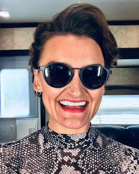 Alison Wright's net worth is estimated at $1 million.