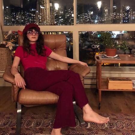 Snowpiercer Zarah actress Sheila Vand net worth is estimated to be $2.5 million.