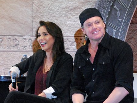 Lexa Doig married her husband Michael Shanks in Vancouver at Brock House.