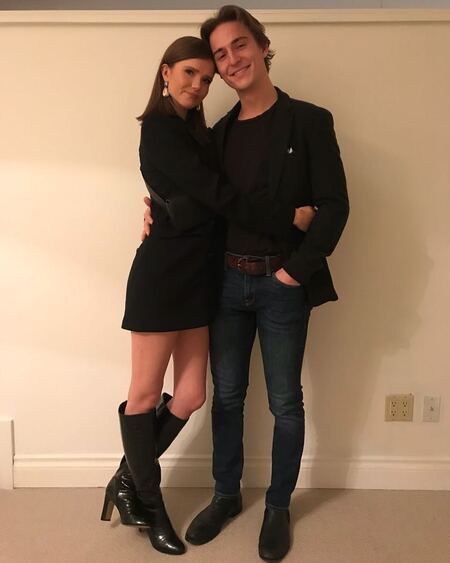 Evan Roderick is in a relationship with his girlfriend, Lauren.