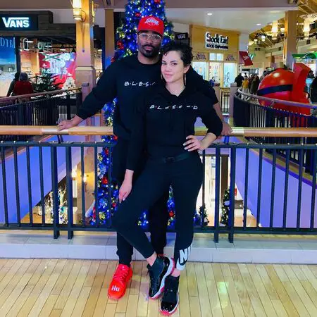 Michele Weaver carries a blissful relationship with her boyfriend and soon-to-be husband; When is she getting married?
