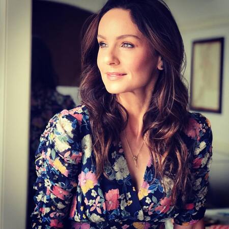 Sarah Wayne Callies' net worth is estimated to be $3.5 million.