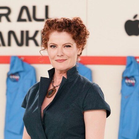 Rebecca Wisocky holds a decent net worth from her career spanning three decades.