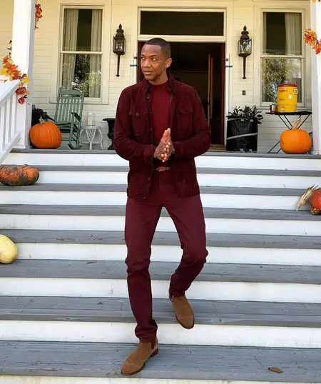 J. August Richards's net worth is estimated to be $1.2 million.